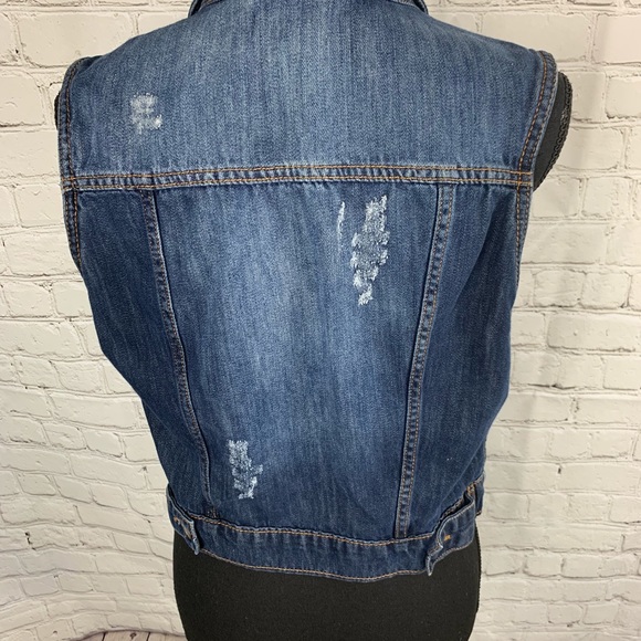 Cest voi distressed denim vest - Picture 5 of 6